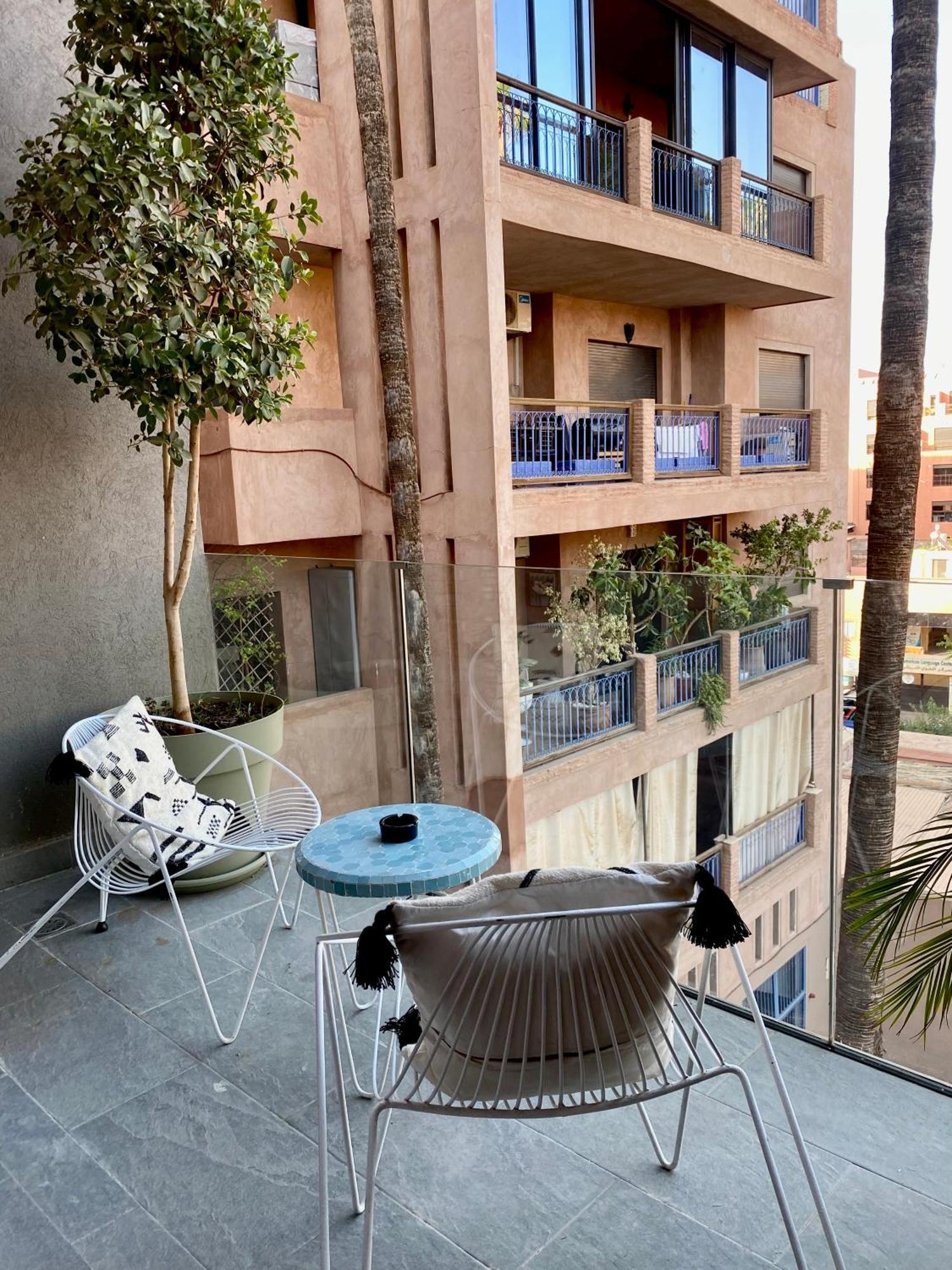 Rooftop Pool, Bright & Cozy Apartment In City Center Marrakesh Bagian luar foto